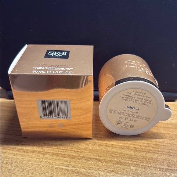 SK-II LXP Ultimate Revival Cream - Gold empty jar - Picture 6 of 9